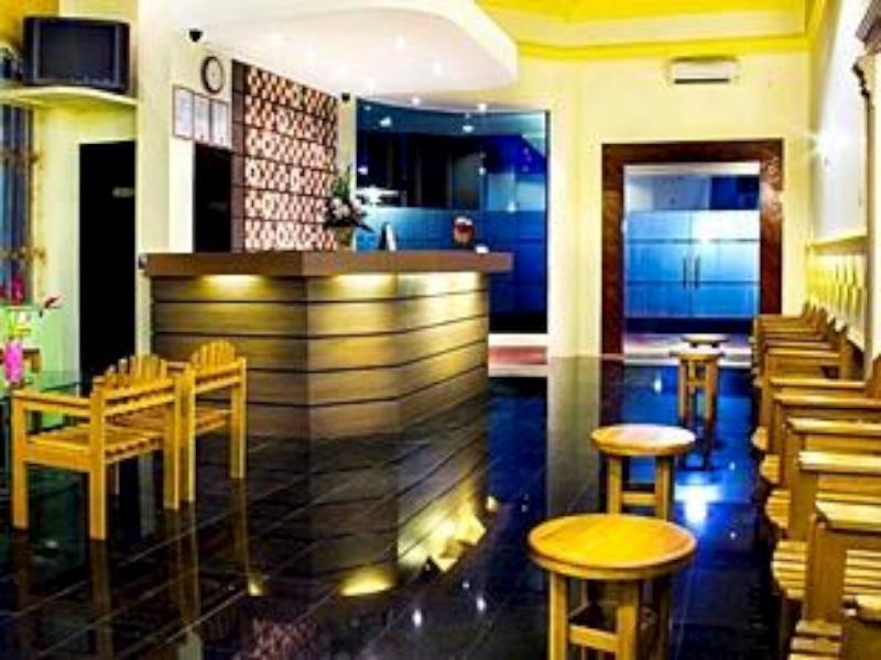 Mervit Hotel Padang  Exterior foto